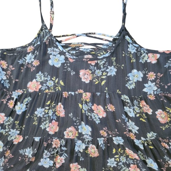 TORRID Floral Print Crossback Tiered Cami - Picture 8 of 10